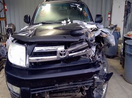 2005 TOYOTA 4RUNNER, BLACK, SR5, 4.0, AT, 4WD.  Z25973